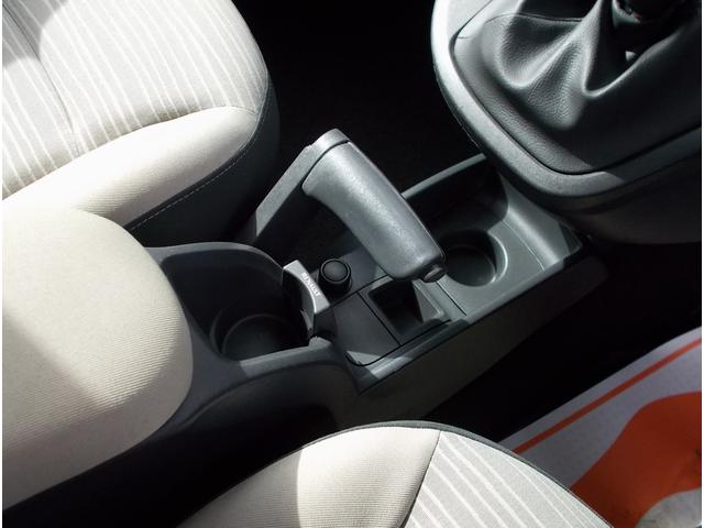 カングー １．６　買取直販　走行６．４万キロ　ルージュビフ　ノワールカスタム　タイベル・ＷＰ交換済　マルチルーフレール　ディスプレイオーディオ　Ｂカメラ　ＥＴＣ　点検記録簿　キーレス　ムーンアイズリムカバー　フォグ（47枚目）