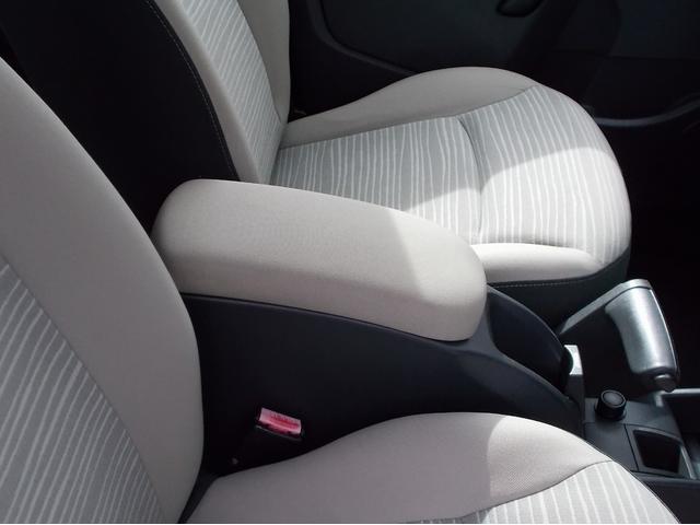 カングー １．６　買取直販　走行６．４万キロ　ルージュビフ　ノワールカスタム　タイベル・ＷＰ交換済　マルチルーフレール　ディスプレイオーディオ　Ｂカメラ　ＥＴＣ　点検記録簿　キーレス　ムーンアイズリムカバー　フォグ（48枚目）