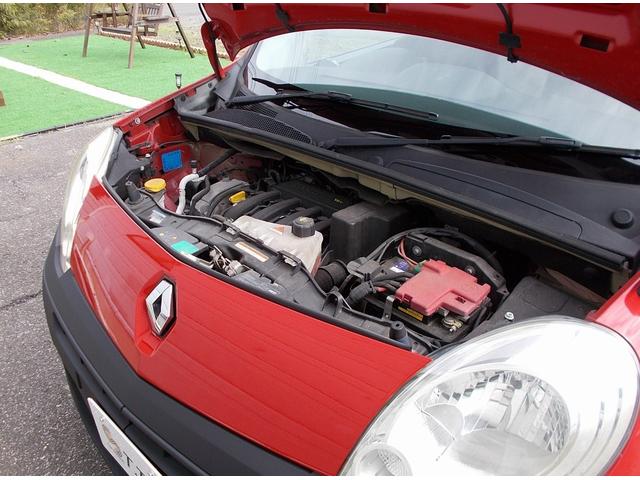 カングー １．６　買取直販　走行６．４万キロ　ルージュビフ　ノワールカスタム　タイベル・ＷＰ交換済　マルチルーフレール　ディスプレイオーディオ　Ｂカメラ　ＥＴＣ　点検記録簿　キーレス　ムーンアイズリムカバー　フォグ（60枚目）