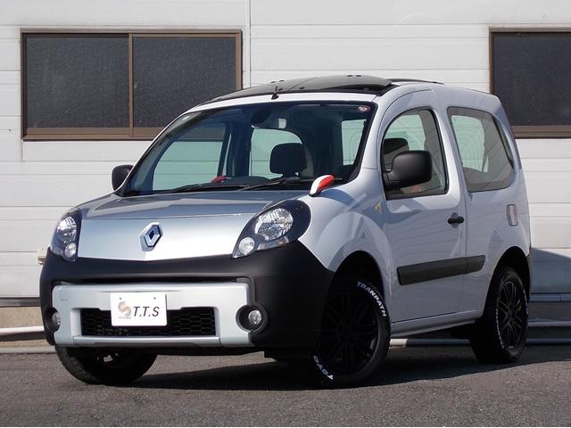 カングービボップ ベースグレード 5速マニュアル ノワールC リアグラスルーフ テールゲートグラス 純正16インチ 電動格納 クルコン ESP カロッツェリアナビ ドラレコ ETC 後席独立式2座 ウォークスルー(4枚目)