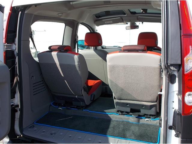 カングービボップ ベースグレード 5速マニュアル ノワールC リアグラスルーフ テールゲートグラス 純正16インチ 電動格納 クルコン ESP カロッツェリアナビ ドラレコ ETC 後席独立式2座 ウォークスルー(38枚目)