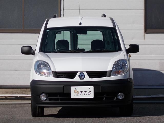 カングー １．６　最終モデル　グラシエ白　タイベル交換済み　ノワールカスタム　オプションルーフレール　両側スライドドア　ダブルバックドア　オーバーヘッドコンソール　社外ＣＤオーディオ　デジタルインナーミラー　キーレス（3枚目）