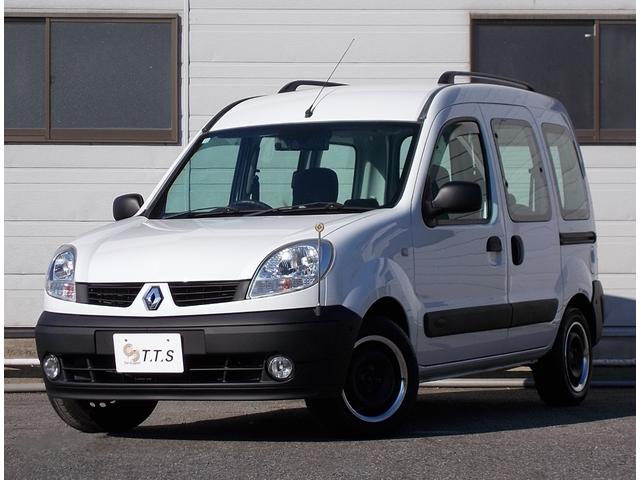 カングー １．６　最終モデル　グラシエ白　タイベル交換済み　ノワールカスタム　オプションルーフレール　両側スライドドア　ダブルバックドア　オーバーヘッドコンソール　社外ＣＤオーディオ　デジタルインナーミラー　キーレス（4枚目）