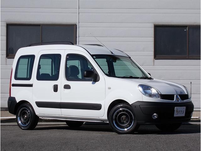 カングー １．６　最終モデル　グラシエ白　タイベル交換済み　ノワールカスタム　オプションルーフレール　両側スライドドア　ダブルバックドア　オーバーヘッドコンソール　社外ＣＤオーディオ　デジタルインナーミラー　キーレス（13枚目）