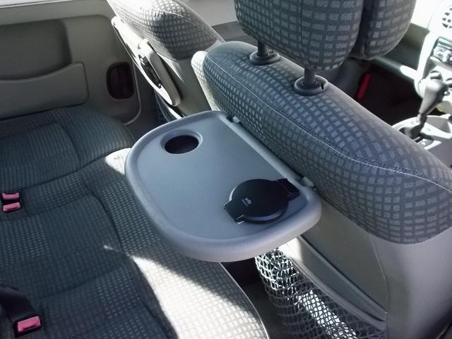 カングー １．６　最終モデル　グラシエ白　タイベル交換済み　ノワールカスタム　オプションルーフレール　両側スライドドア　ダブルバックドア　オーバーヘッドコンソール　社外ＣＤオーディオ　デジタルインナーミラー　キーレス（44枚目）