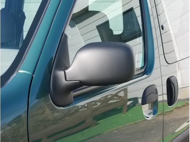 カングー 1.6 最終モデル ジヴェルニーグリーンM タイベル交換済 ノワールカスタム ルーフラック デイトナ14インチ フォグランプ 両側スライド Wバックドア キーレス ETC 点検記録簿14枚 リアラダー積込み(22枚目)