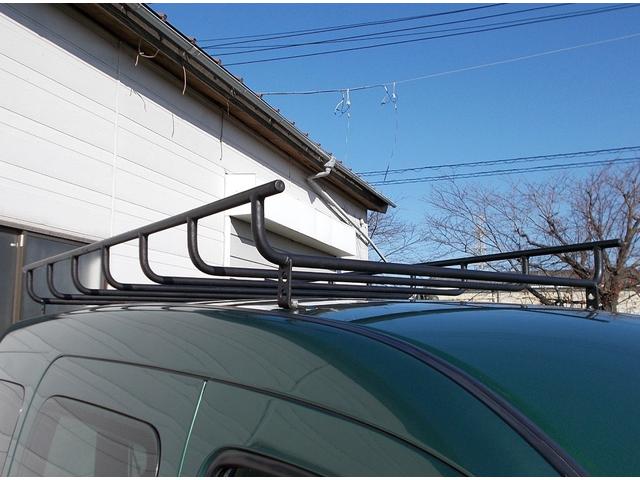 カングー 1.6 最終モデル ジヴェルニーグリーンM タイベル交換済 ノワールカスタム ルーフラック デイトナ14インチ フォグランプ 両側スライド Wバックドア キーレス ETC 点検記録簿14枚 リアラダー積込み(28枚目)