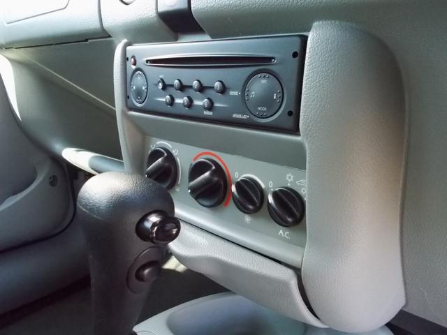 カングー 1.6 最終モデル ジヴェルニーグリーンM タイベル交換済 ノワールカスタム ルーフラック デイトナ14インチ フォグランプ 両側スライド Wバックドア キーレス ETC 点検記録簿14枚 リアラダー積込み(37枚目)