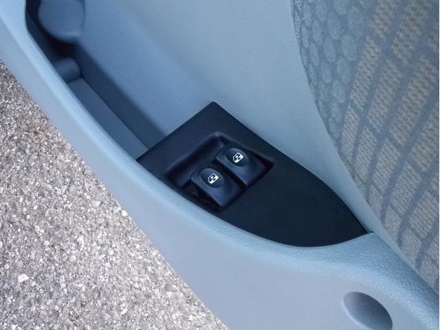 カングー 1.6 最終モデル ジヴェルニーグリーンM タイベル交換済 ノワールカスタム ルーフラック デイトナ14インチ フォグランプ 両側スライド Wバックドア キーレス ETC 点検記録簿14枚 リアラダー積込み(55枚目)