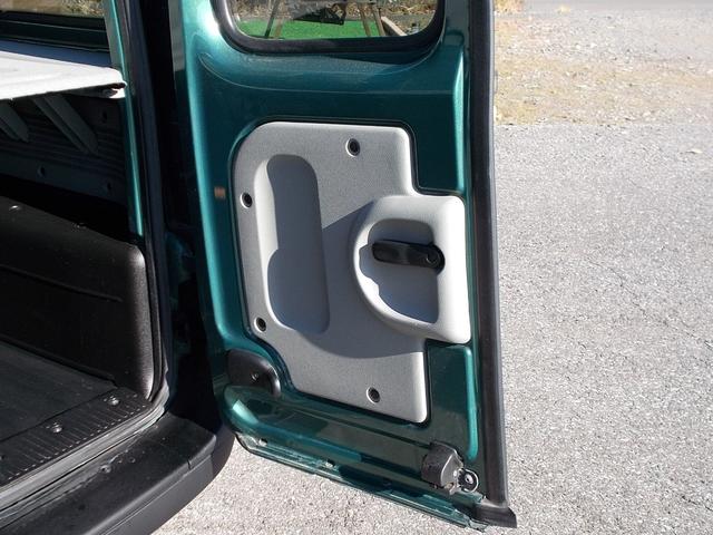 カングー 1.6 最終モデル ジヴェルニーグリーンM タイベル交換済 ノワールカスタム ルーフラック デイトナ14インチ フォグランプ 両側スライド Wバックドア キーレス ETC 点検記録簿14枚 リアラダー積込み(59枚目)