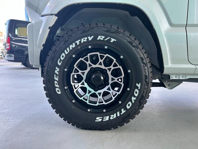 ジムニー ＸＣ　アルパインプロデュース車両　　メティオサウンド・ナビ・デジタルミラー・ＥＴＣ２．０　ニューズデザインエアロ　ＡＷ　オープンカントリータイヤ（38枚目）