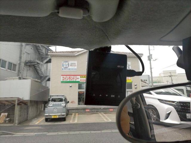 ミラジーノ ミニライト　ドライブレコーダー　ＨＩＤ　キーレスエントリー　電動格納ミラー　ＡＴ　盗難防止システム　ＡＢＳ　ＣＤ　アルミホイール　衝突安全ボディ　エアコン　パワーステアリング　パワーウィンドウ（8枚目）