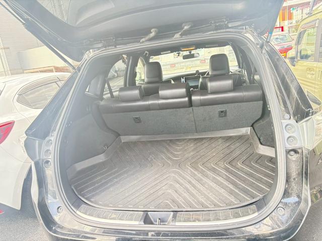 ハリアー エレガンス　ＥＴＣ　バックカメラ　クリアランスソナー　オートクルーズコントロール　ナビ　ＴＶ　スマートキー　アイドリングストップ　電動格納ミラー　ＣＶＴ　盗難防止システム　衝突安全ボディ　ＡＢＳ　ＥＳＣ　エアコン（19枚目）