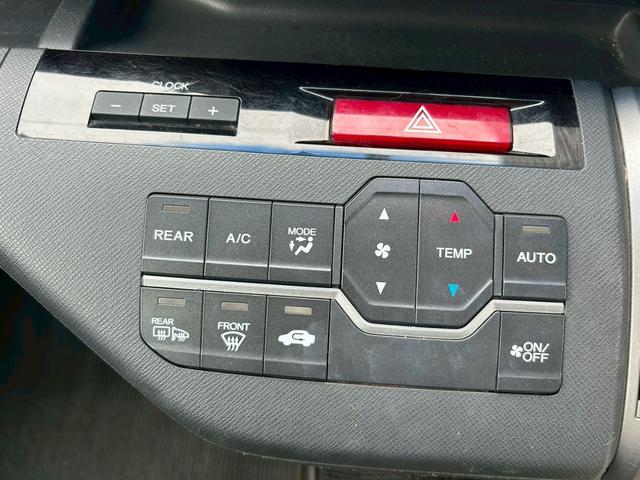 ステップワゴン L ETC バックカメラ ナビ TV 両側電動スライドドア オートライト HID スマートキー 電動格納ミラー 3列シート ウォークスルー CVT 盗難防止システム 衝突安全ボディ ABS エアコン(9枚目)