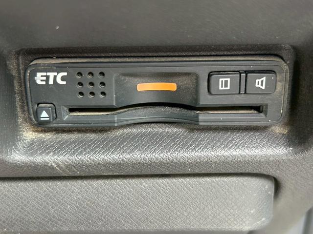 ステップワゴン L ETC バックカメラ ナビ TV 両側電動スライドドア オートライト HID スマートキー 電動格納ミラー 3列シート ウォークスルー CVT 盗難防止システム 衝突安全ボディ ABS エアコン(14枚目)