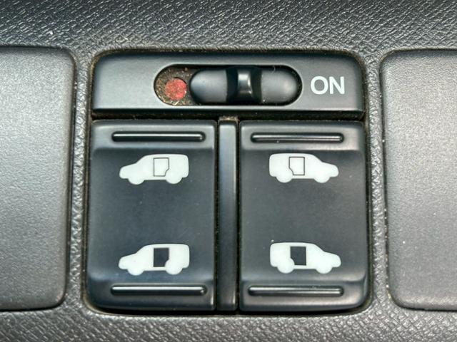 ステップワゴン L ETC バックカメラ ナビ TV 両側電動スライドドア オートライト HID スマートキー 電動格納ミラー 3列シート ウォークスルー CVT 盗難防止システム 衝突安全ボディ ABS エアコン(15枚目)