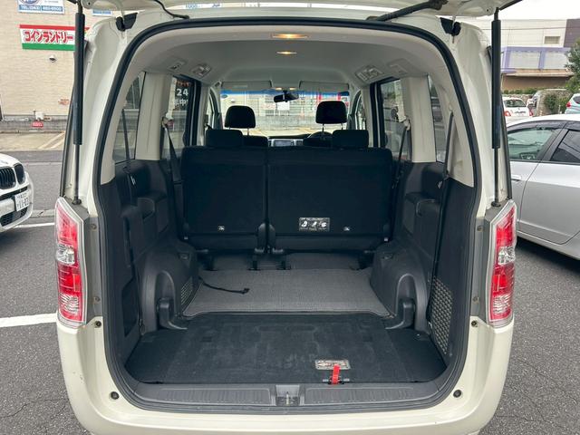 ステップワゴン L ETC バックカメラ ナビ TV 両側電動スライドドア オートライト HID スマートキー 電動格納ミラー 3列シート ウォークスルー CVT 盗難防止システム 衝突安全ボディ ABS エアコン(21枚目)