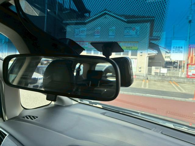 シャトル ハイブリッドＸ　ドライブレコーダー　ＥＴＣ　バックカメラ　ナビ　オートクルーズコントロール　ＬＥＤヘッドランプ　スマートキー　アイドリングストップ　電動格納ミラー　ＡＴ　盗難防止システム　衝突安全ボディ　ＡＢＳ（18枚目）