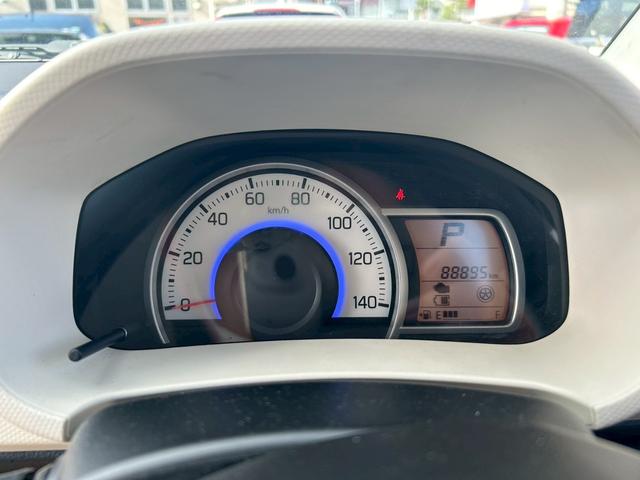 アルト Ｌ　ドライブレコーダー　キーレスエントリー　アイドリングストップ　シートヒーター　ＣＶＴ　盗難防止システム　ＡＢＳ　ＥＳＣ　ＣＤ　ミュージックプレイヤー接続可　衝突安全ボディ　エアコン　パワーステアリング（4枚目）