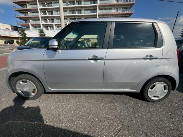 Ｎ－ＯＮＥ Ｇ・Ｌパッケージ　ＥＴＣ　バックカメラ　ＴＶ　ＨＩＤ　スマートキー　アイドリングストップ　電動格納ミラー　ベンチシート　ＣＶＴ　盗難防止システム　ＡＢＳ　ＥＳＣ　ＣＤ　ＤＶＤ再生　ＵＳＢ　衝突安全ボディ　エアコン（2枚目）