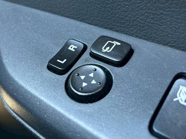 ワゴンＲ ＦＸ　ナビ　ＴＶ　キーレスエントリー　アイドリングストップ　電動格納ミラー　シートヒーター　ベンチシート　ＣＶＴ　盗難防止システム　ＡＢＳ　ＣＤ　ＵＳＢ　ミュージックプレイヤー接続可　衝突安全ボディ（9枚目）