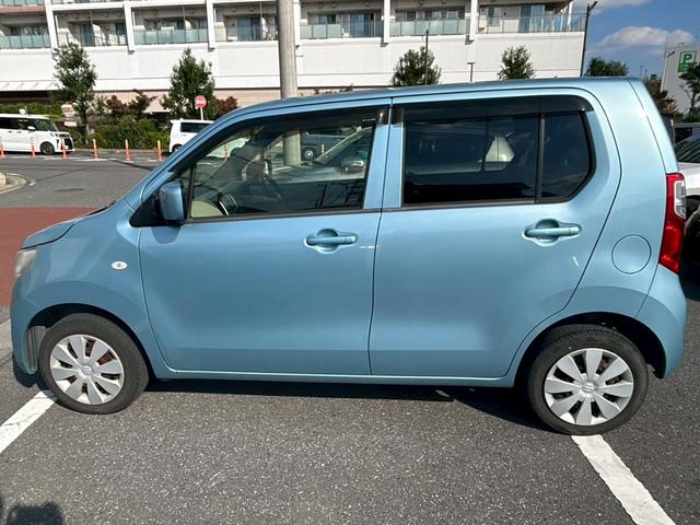 ワゴンＲ ＦＸ　ナビ　ＴＶ　キーレスエントリー　アイドリングストップ　電動格納ミラー　シートヒーター　ベンチシート　ＣＶＴ　盗難防止システム　ＡＢＳ　ＣＤ　ＵＳＢ　ミュージックプレイヤー接続可　衝突安全ボディ（16枚目）