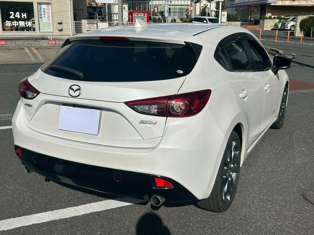 アクセラスポーツ ＸＤ　ＥＴＣ　バックカメラ　ナビ　ＴＶ　オートクルーズコントロール　レーンアシスト　衝突被害軽減システム　アルミホイール　オートライト　ＨＩＤ　サンルーフ　スマートキー　アイドリングストップ　シートヒーター（3枚目）