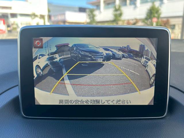 アクセラスポーツ ＸＤ　ＥＴＣ　バックカメラ　ナビ　ＴＶ　オートクルーズコントロール　レーンアシスト　衝突被害軽減システム　アルミホイール　オートライト　ＨＩＤ　サンルーフ　スマートキー　アイドリングストップ　シートヒーター（9枚目）