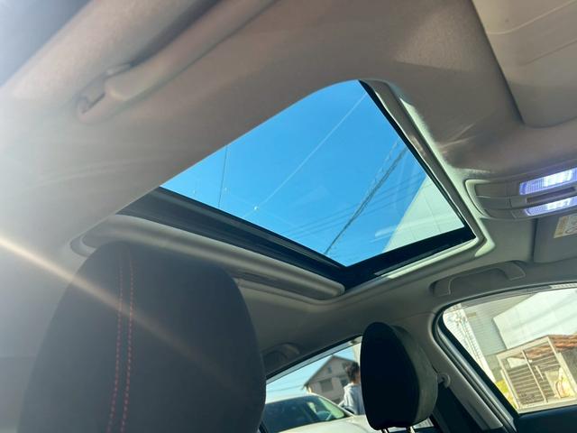 アクセラスポーツ ＸＤ　ＥＴＣ　バックカメラ　ナビ　ＴＶ　オートクルーズコントロール　レーンアシスト　衝突被害軽減システム　アルミホイール　オートライト　ＨＩＤ　サンルーフ　スマートキー　アイドリングストップ　シートヒーター（20枚目）