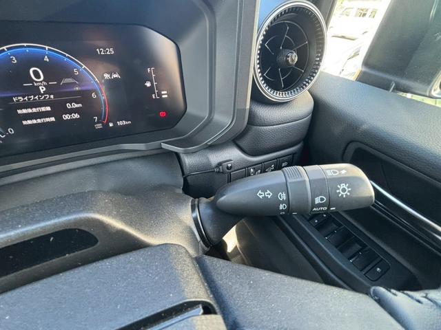 ランドクルーザー250 VX 4WD 全周囲カメラ クリアランスソナー オートクルーズコントロール レーンアシスト パワーシート 衝突被害軽減システム サンルーフ オートマチックハイビーム オートライト LEDヘッドランプ(18枚目)