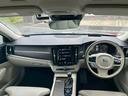 毎回座るフロントシート。運転席は必ず使用する部分ですので、座り心地が重要です!