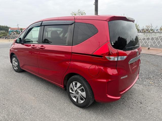 フリードハイブリッド ハイブリッド・Gホンダセンシング 両面パワースライド プッシュスタートLEDヘッドライト クローズコントロール(5枚目)