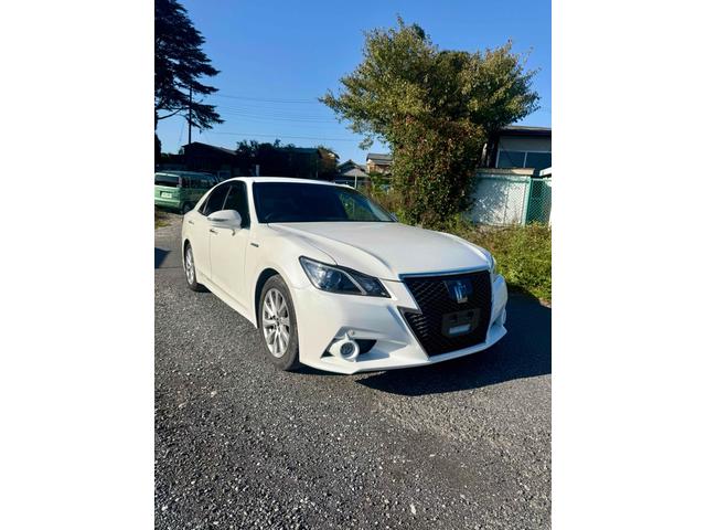 クラウンハイブリッド アスリートＳ　クリアランスソナー　オートクルーズコントロール　ＴＶ　アルミホイール　ＨＩＤ　ＣＶＴ　スマートキー　電動格納ミラー　盗難防止システム　パワーシート　衝突安全ボディ　ＡＢＳ　ＥＳＣ　エアコン（10枚目）