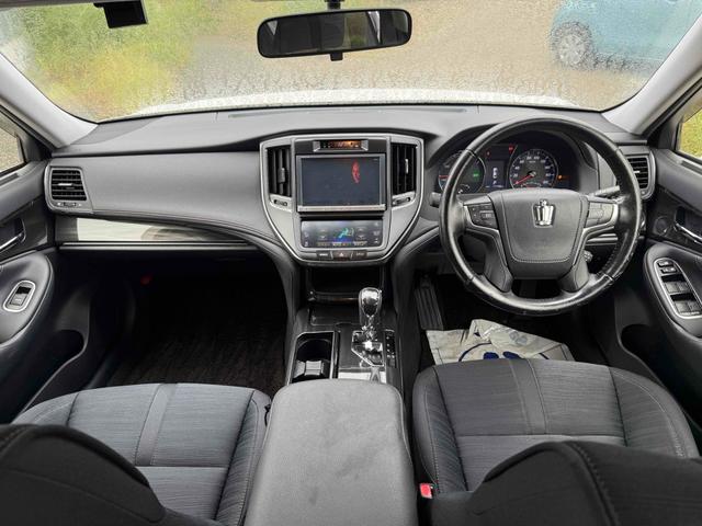 TOYOTA CROWN HYBRID ATHLETE