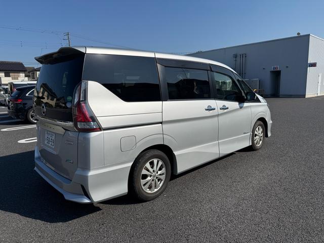 セレナ ハイウェイスター Sハイブリッド エマージェンシーブレーキ バックカメラ クルーズコントロール アイドリングストップLED ヘッドライト LDW VDC インテリジェントキー(8枚目)