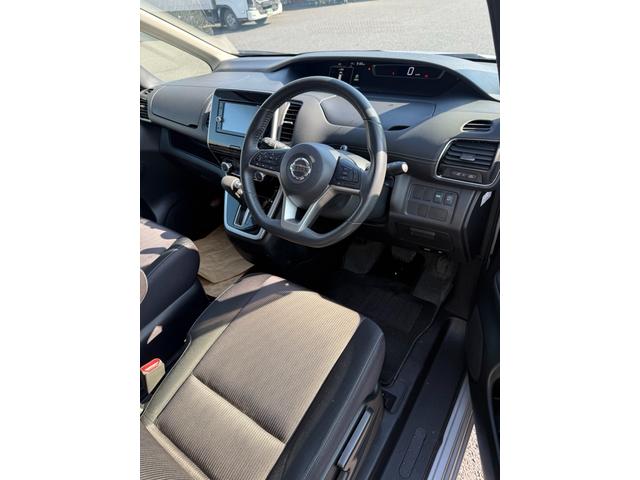 セレナ ハイウェイスター Sハイブリッド エマージェンシーブレーキ バックカメラ クルーズコントロール アイドリングストップLED ヘッドライト LDW VDC インテリジェントキー(14枚目)