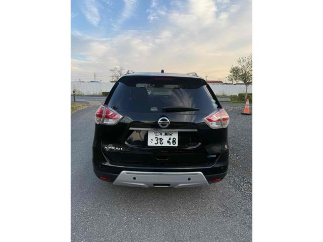 エクストレイル 　４ＷＤ　クリアランスソナー　電動リアゲート　アルミホイール　アイドリングストップ　シートヒーター　ＥＳＣ　エアコン　パワーステアリング　パワーウィンドウ　運転席エアバッグ　助手席エアバッグ（12枚目）