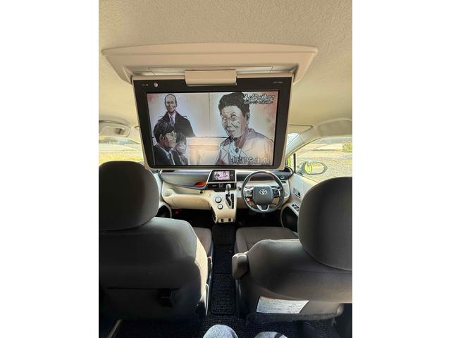 シエンタ ハイブリッドＧ　ＴＶ　レーンアシスト　衝突被害軽減システム　両側電動スライドドア　オートマチックハイビーム　スマートキー　アイドリングストップ　３列シート　ウォークスルー　ＣＶＴ　盗難防止システム　衝突安全ボディ（6枚目）