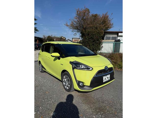 シエンタ ハイブリッドＧ　ＴＶ　レーンアシスト　衝突被害軽減システム　両側電動スライドドア　オートマチックハイビーム　スマートキー　アイドリングストップ　３列シート　ウォークスルー　ＣＶＴ　盗難防止システム　衝突安全ボディ（7枚目）