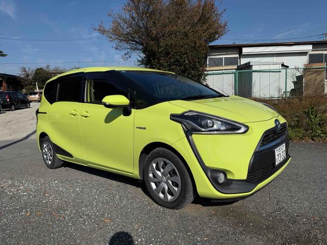 シエンタ ハイブリッドＧ　ＴＶ　レーンアシスト　衝突被害軽減システム　両側電動スライドドア　オートマチックハイビーム　スマートキー　アイドリングストップ　３列シート　ウォークスルー　ＣＶＴ　盗難防止システム　衝突安全ボディ（10枚目）