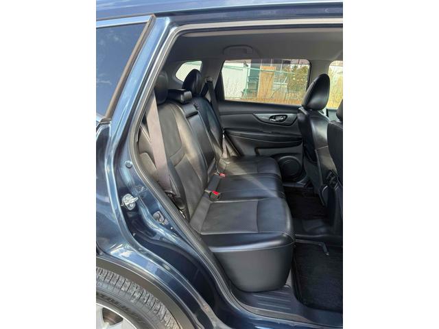 エクストレイル 20X エマージェンシーブレーキパッケージ 4WD クリアランスソナー 衝突被害軽減システム ナビ アルミホイール スマートキー アイドリングストップ 電動格納ミラー シートヒーター CVT 盗難防止システム 衝突安全ボディ ABS ESC(4枚目)