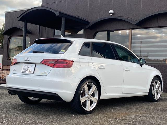 A3 スポーツバック1.4TFSI アドバンスドキー USB ETC 盗難防止 定期点検記録簿 AAC(7枚目)