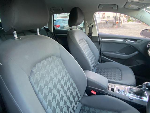 A3 スポーツバック1.4TFSI アドバンスドキー USB ETC 盗難防止 定期点検記録簿 AAC(27枚目)