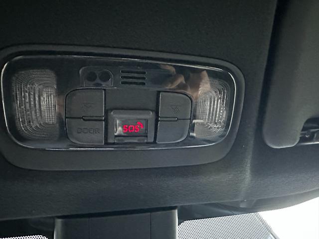 ヤリス Ｚ　サイドＳＲＳ　ＡＡＣ　バックモニタ　ＡＨＢ　スマキー　横滑防止装置　キーフリー　ＬＥＤランプ　オートライト　クルコン　シートヒーター　　ＵＳＢ　ＡＢＳ　車線逸脱防止　ブラインドスポットモニター装備（22枚目）