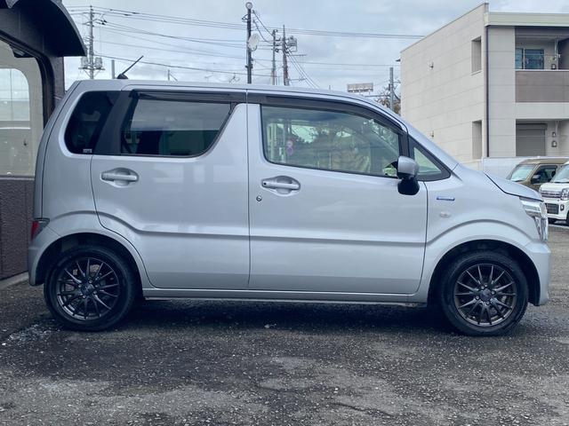 ワゴンR ハイブリッドFX ナビTV フルセグテレビ ETC車載器 運転席シートヒーター ワイヤレスキー オートエアコン 傘立て ドラレコ 全方位モニター用カメラパッケージ セーフティパッケージ オールシーズンタイヤ(5枚目)