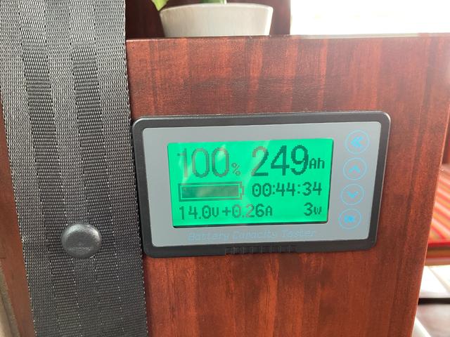 �o�b�e���[�C���W�Q�[�^�[