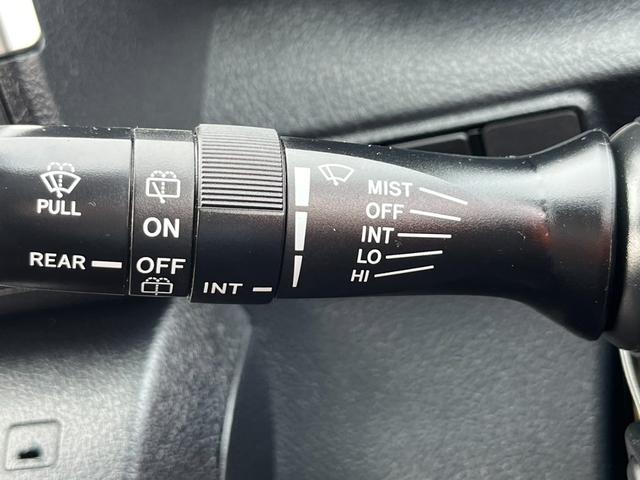 シエンタ ハイブリッド ファンベースG 純正SDナビ 両側パワースライドドア バックカメラ コーナーセンサー クルーズコントロール 純正ドライブレコーダー フルセグTV トヨタセーフティセンス LEDヘッドライト ビルトインETC(7枚目)