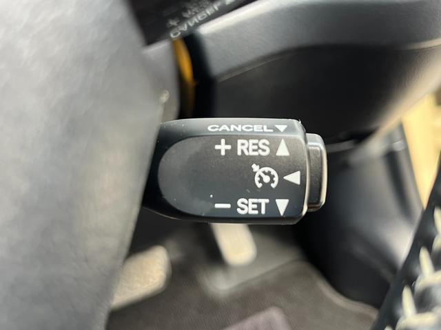 シエンタ ハイブリッド ファンベースG 純正SDナビ 両側パワースライドドア バックカメラ コーナーセンサー クルーズコントロール 純正ドライブレコーダー フルセグTV トヨタセーフティセンス LEDヘッドライト ビルトインETC(9枚目)