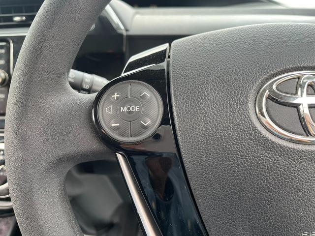 アクア Ｓ　純正ナビ　フルセグ　ドライブレコーダー　ＥＴＣ　プッシュスタート　Ｂｌｕｅｔｏｏｔｈ　トヨタセーフティ　レーンアシスト　オートハイビーム　ステアリングスイッチ　ＤＶＤ再生　オートライト　スマートキー（5枚目）