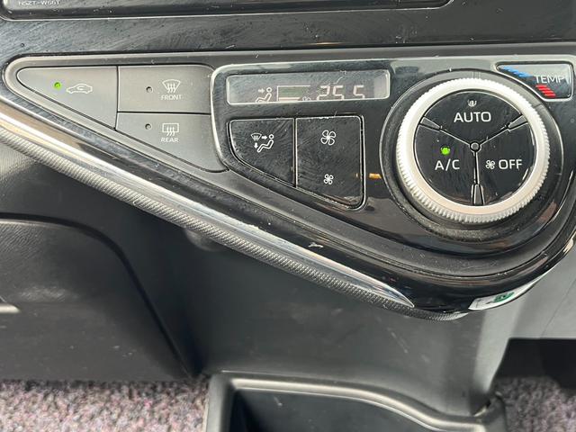 アクア Ｓ　純正ナビ　フルセグ　ドライブレコーダー　ＥＴＣ　プッシュスタート　Ｂｌｕｅｔｏｏｔｈ　トヨタセーフティ　レーンアシスト　オートハイビーム　ステアリングスイッチ　ＤＶＤ再生　オートライト　スマートキー（15枚目）